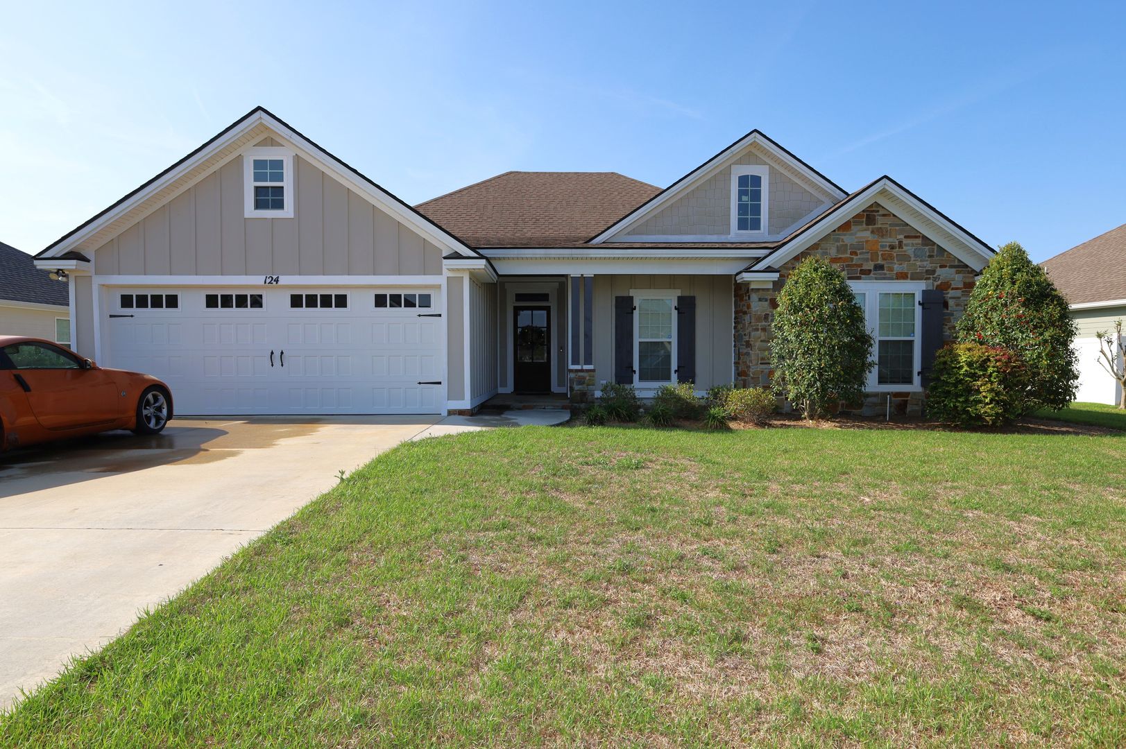 Hahira House: 124 Floyd Mcneal Drive