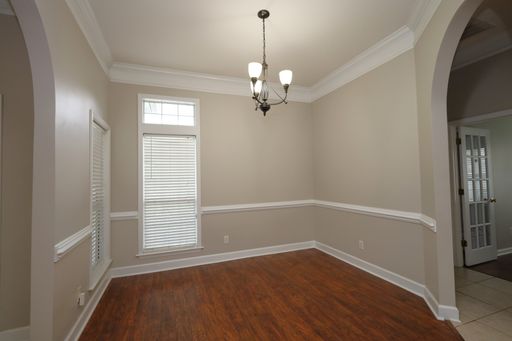 Listing photo thumbnail