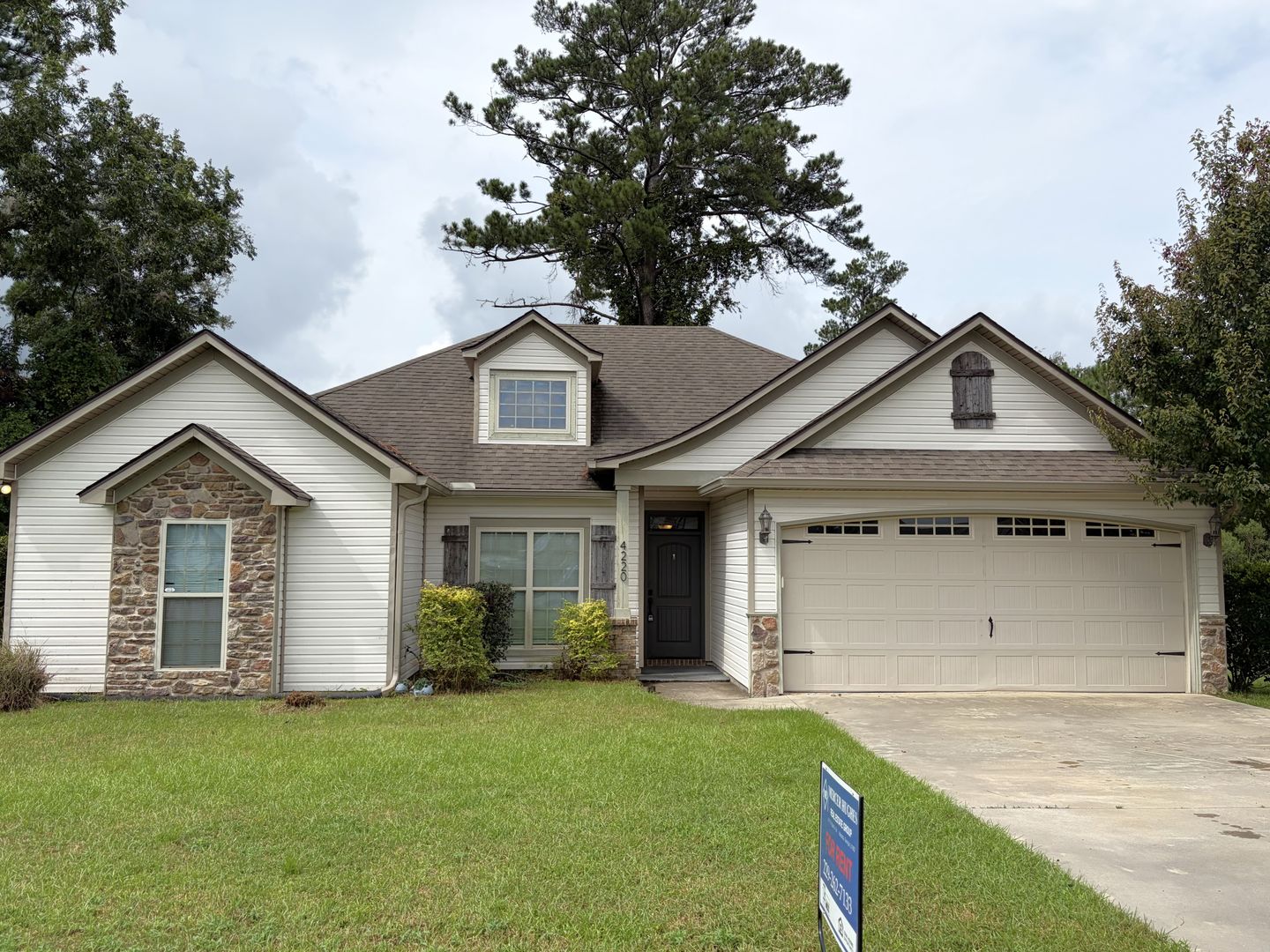 Valdosta House: 4220 Bowen Way