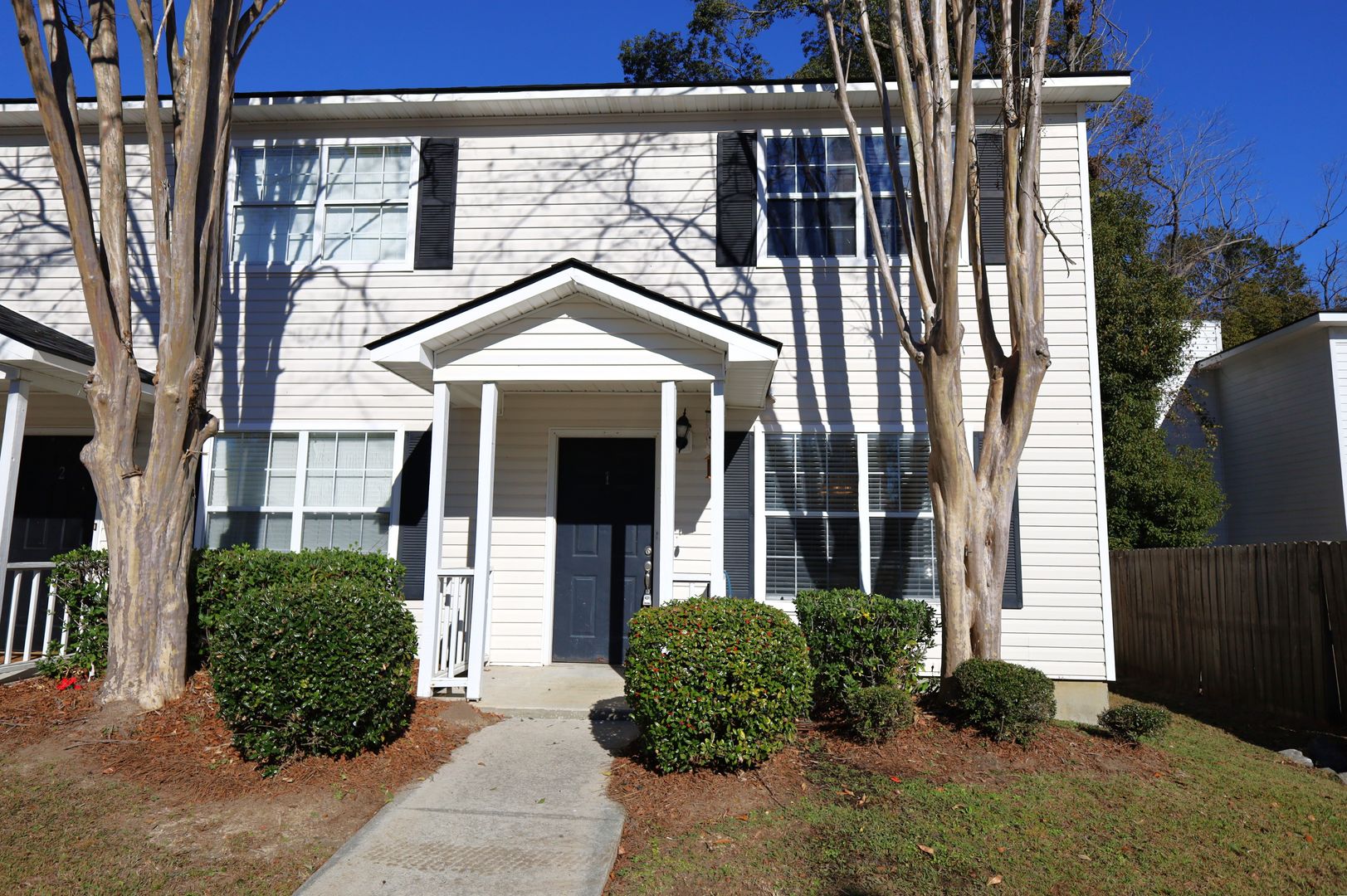 Valdosta Apartment: 1006 Cherokee Street