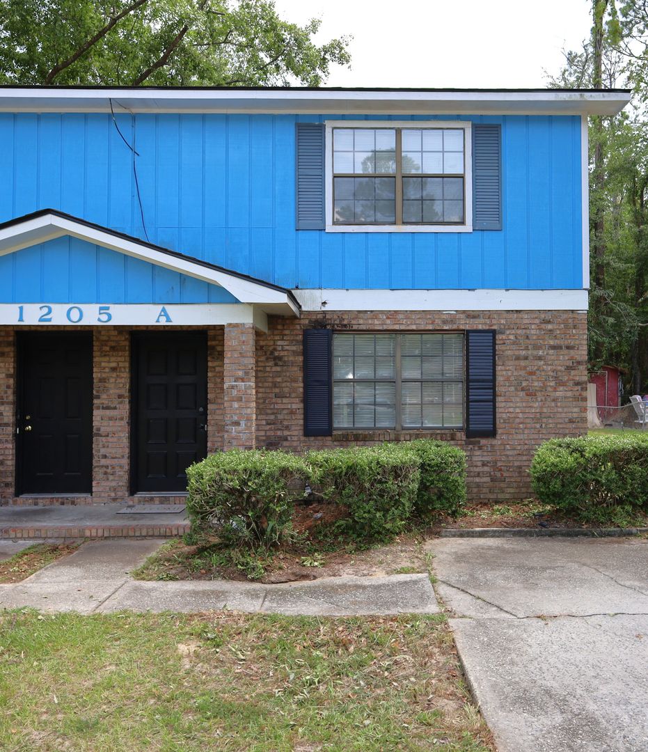 Valdosta House: 1205 Bethune Street