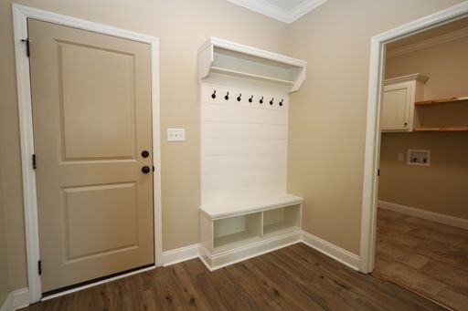Listing photo thumbnail