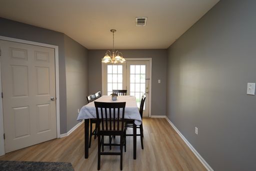 Listing photo thumbnail