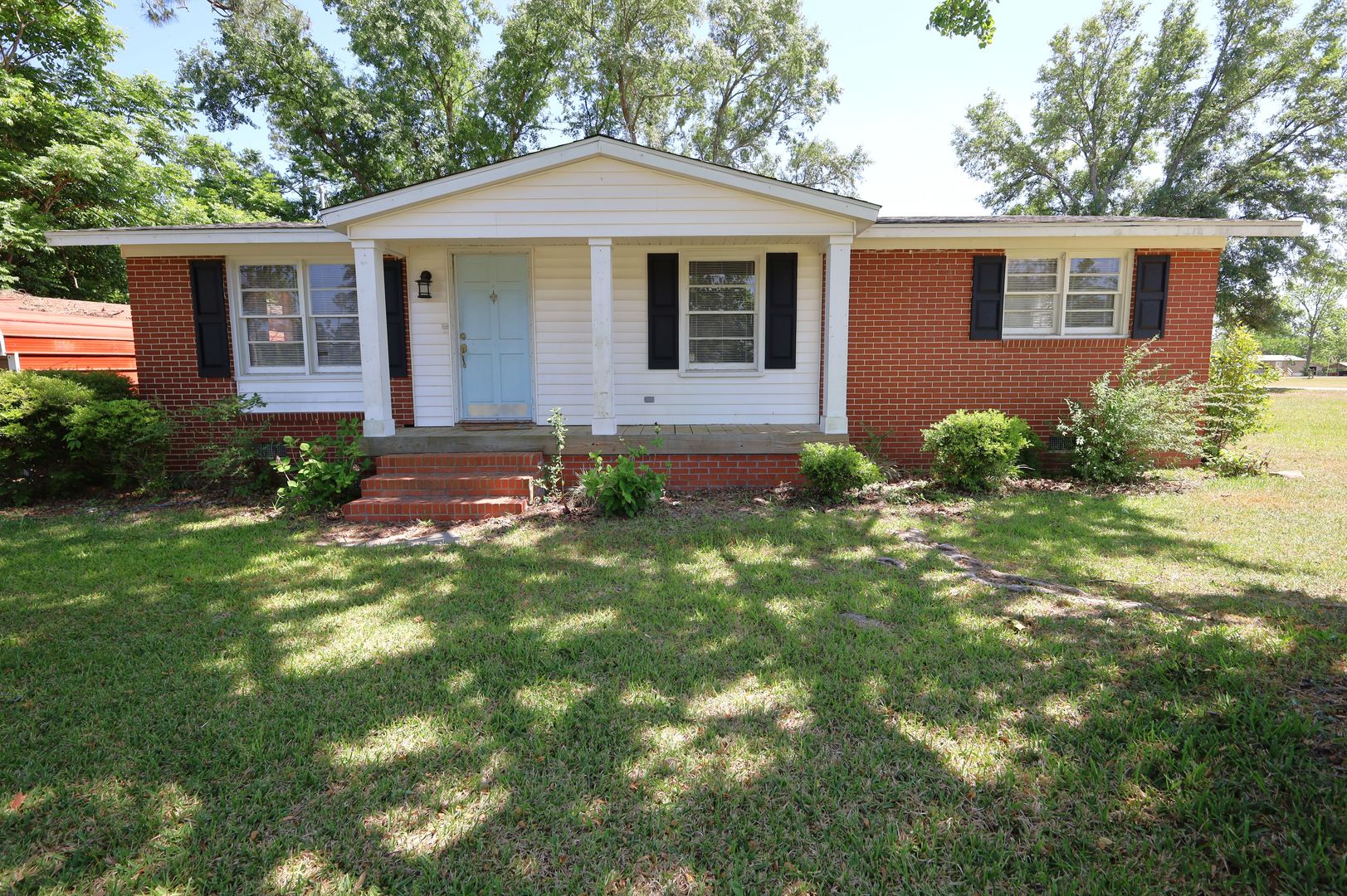 5023 Cedar Street , Valdosta, GA 31601