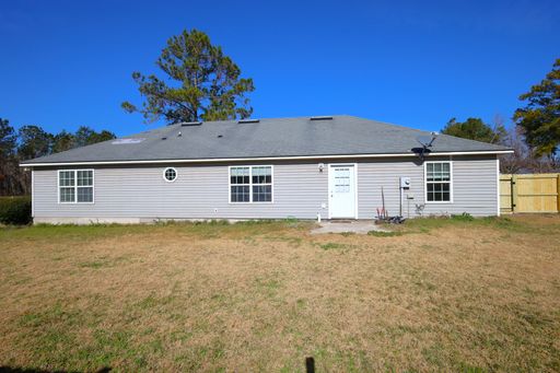 Listing photo thumbnail