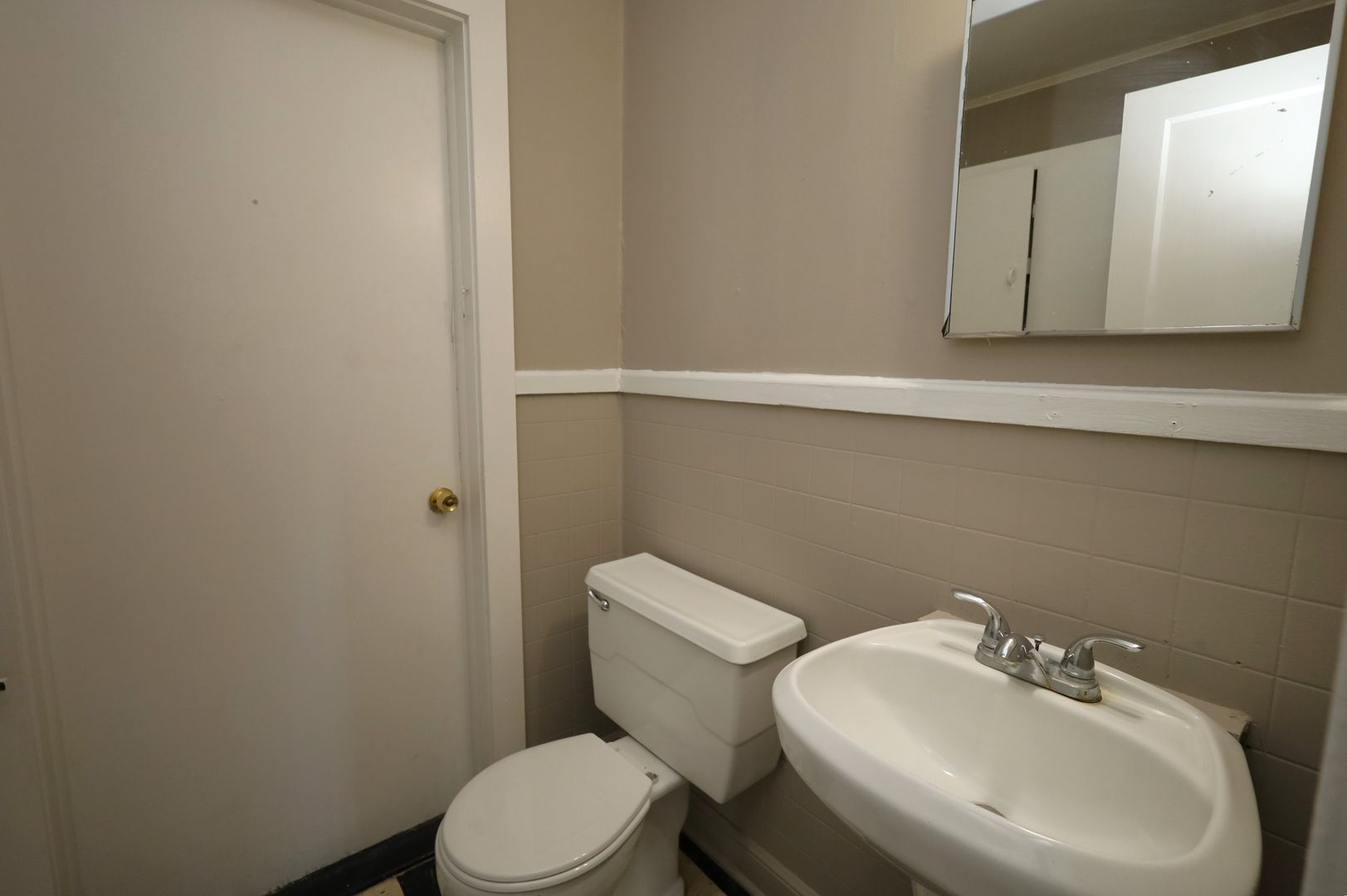 Listing photo