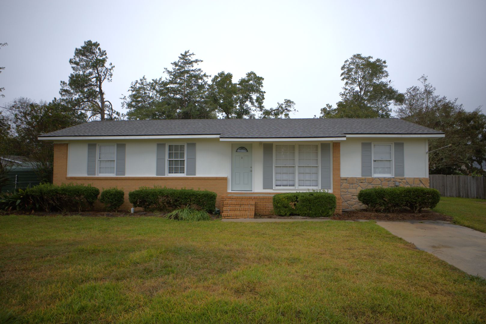 Hahira House: 608 S College Street