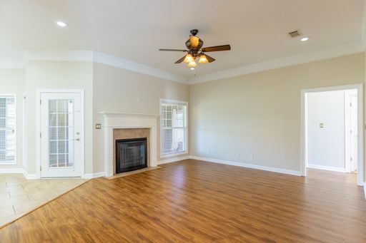 Listing photo thumbnail