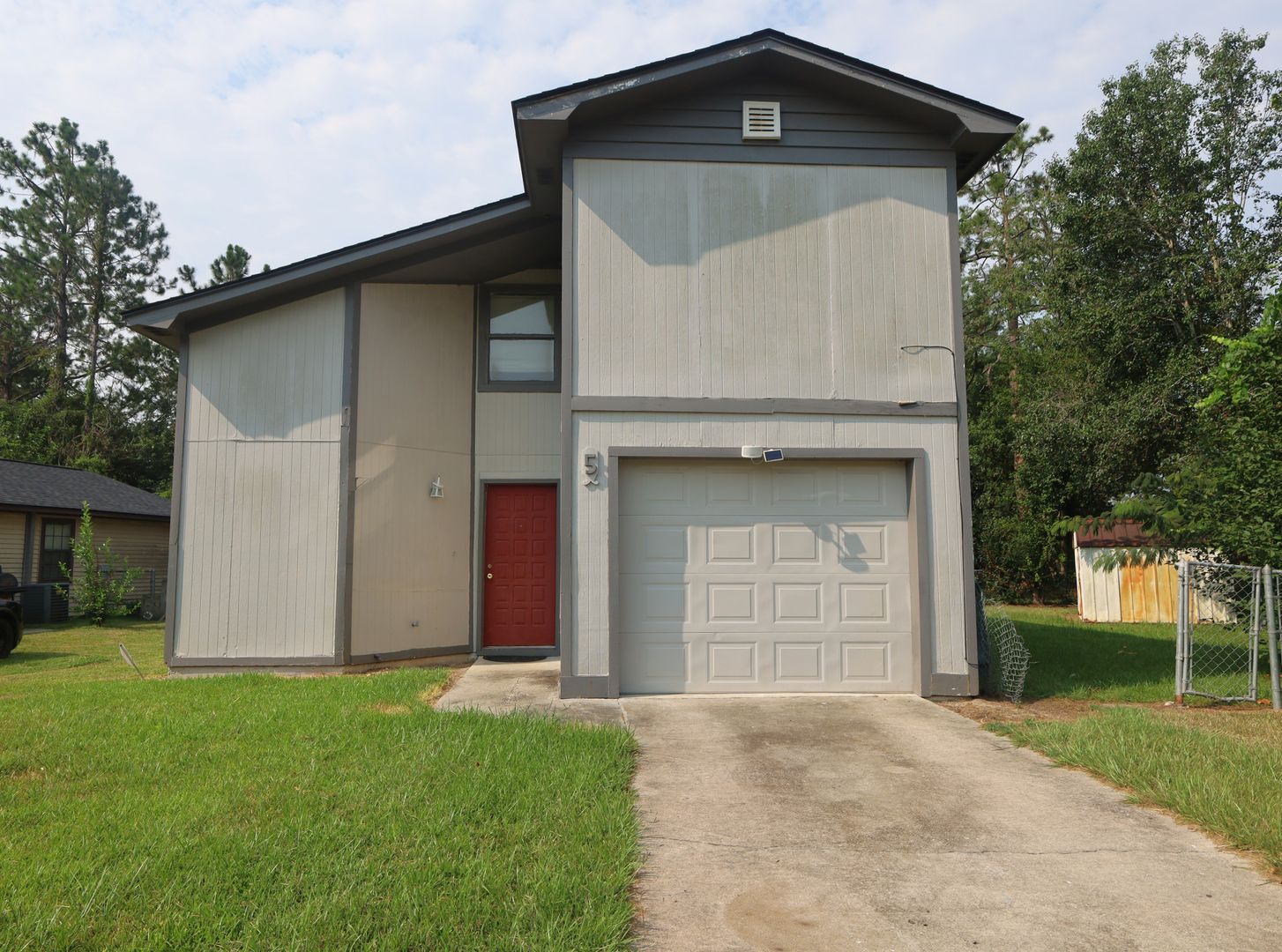 Valdosta House: 5 Crestwood Circle