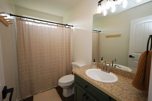 Listing photo thumbnail