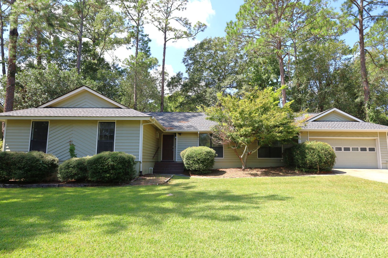 Valdosta House: 2208 Northwood Circle