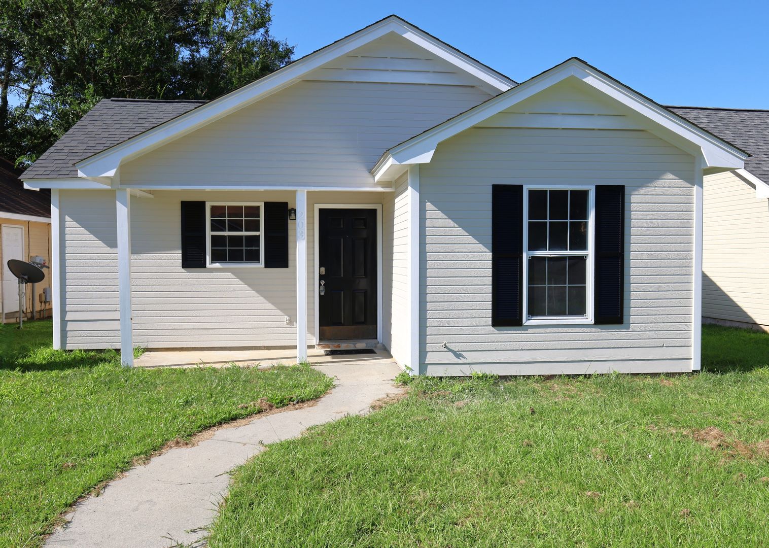 Valdosta House: 203 Blue Pool Drive