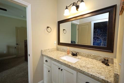 Listing photo thumbnail
