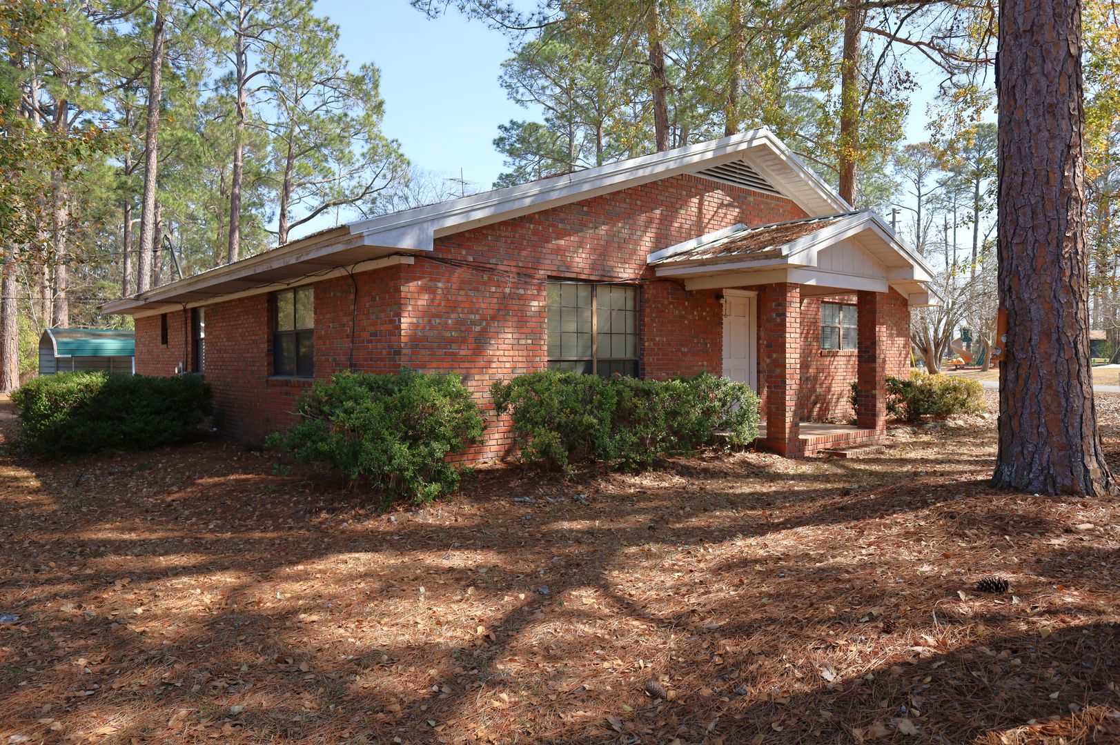 Hahira House: 601 E Stanfill Street