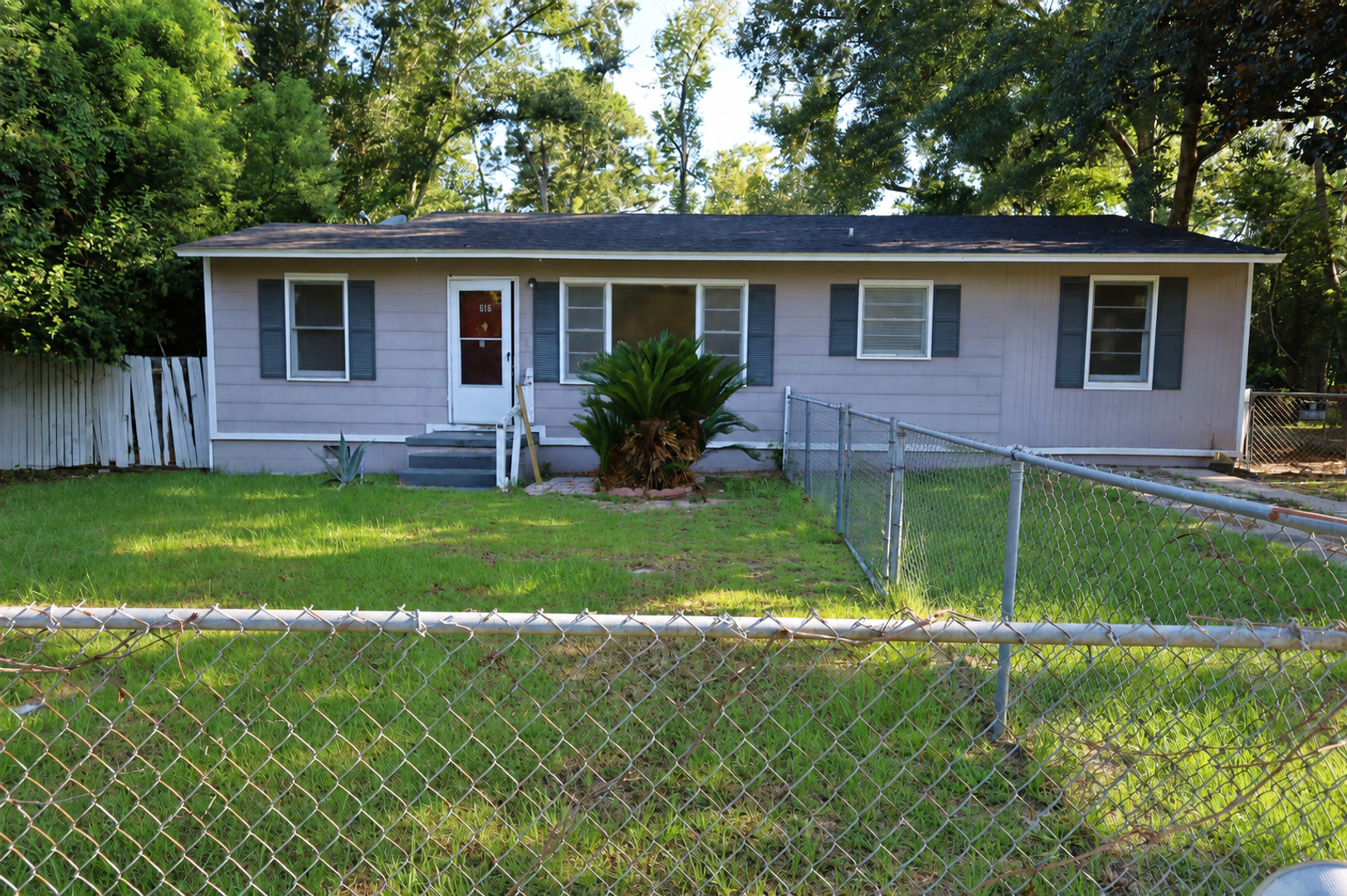 Valdosta House: 818 Stillwater Dr
