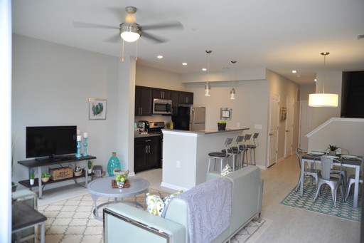 Unfurnished Spacious 2 Bedroom/3 Bath Residence