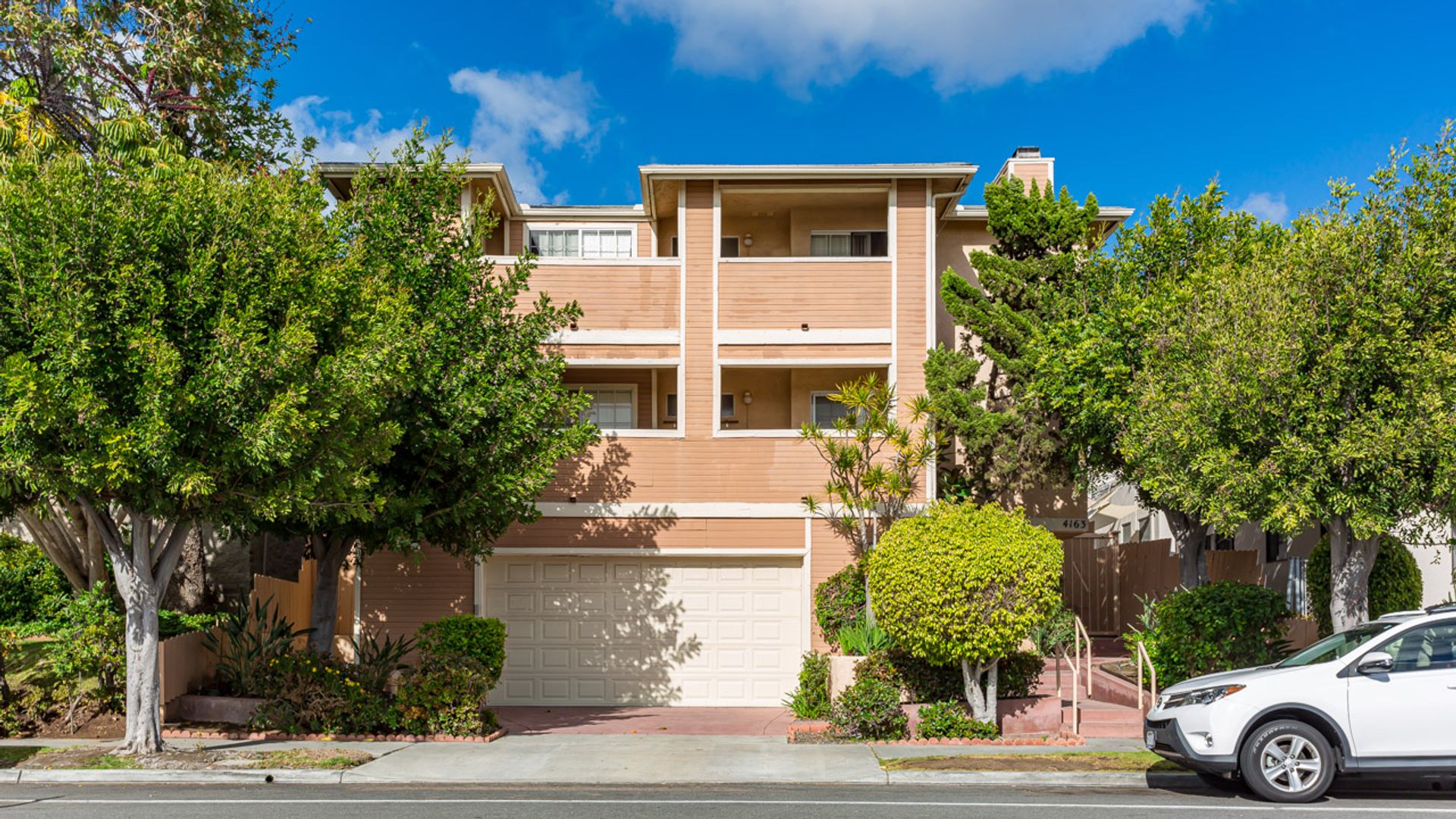 San Diego Apartment: 4163 Cleveland Ave