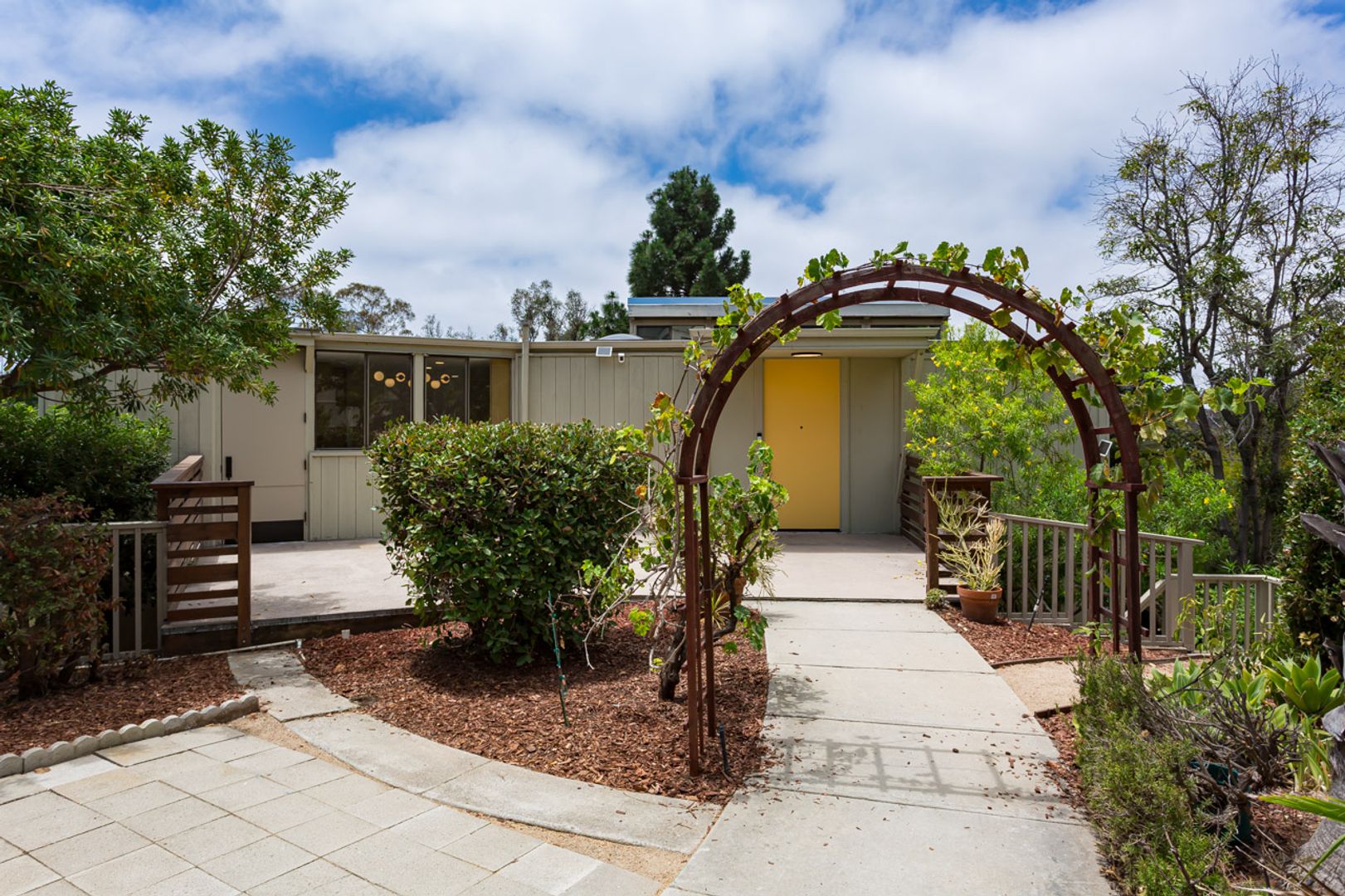 San Diego House: 2837 Kalmia Place
