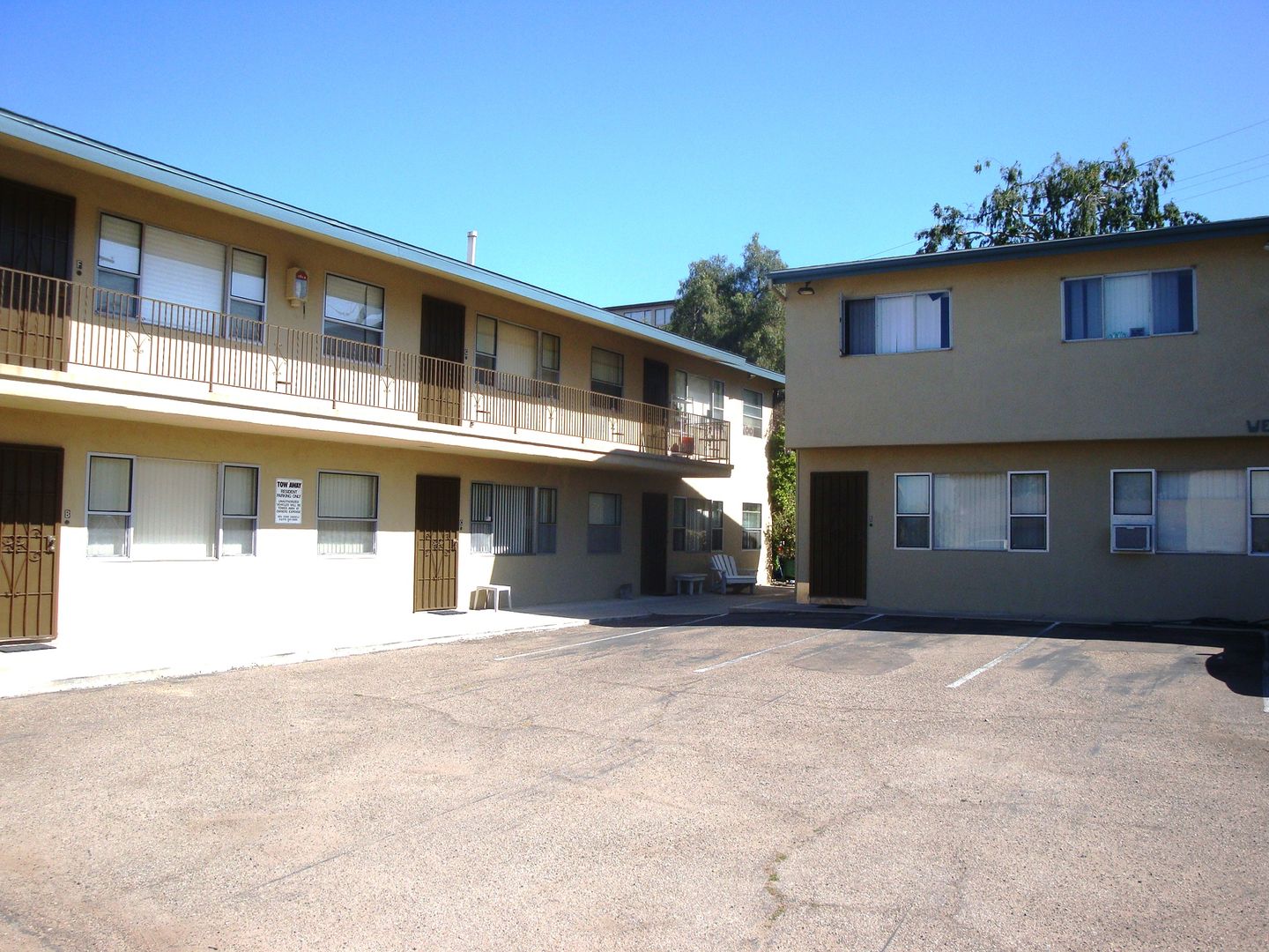 San Diego Apartment: 1002 West Palm St