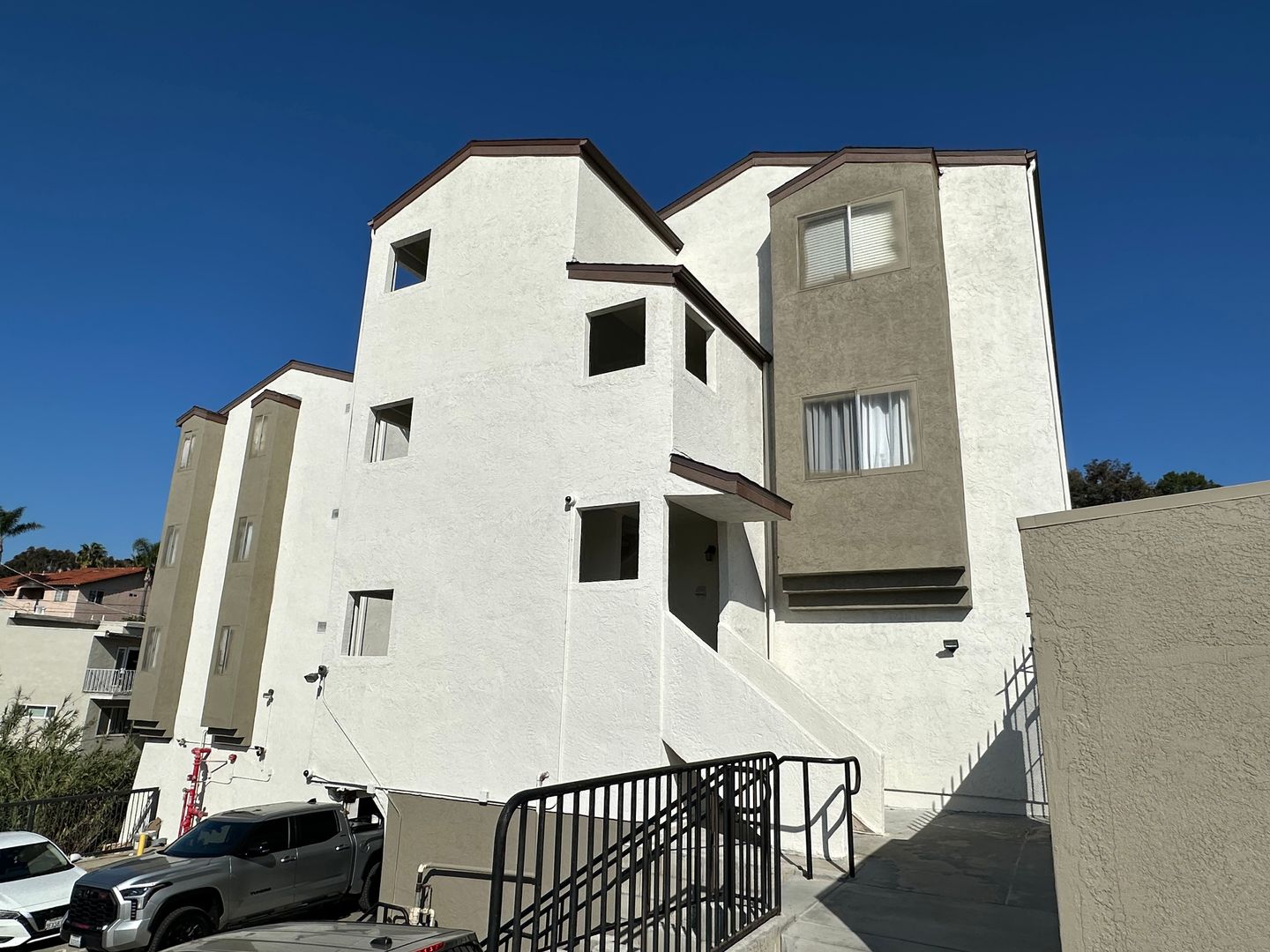 San Diego Apartment: 1330-1340 Eureka St