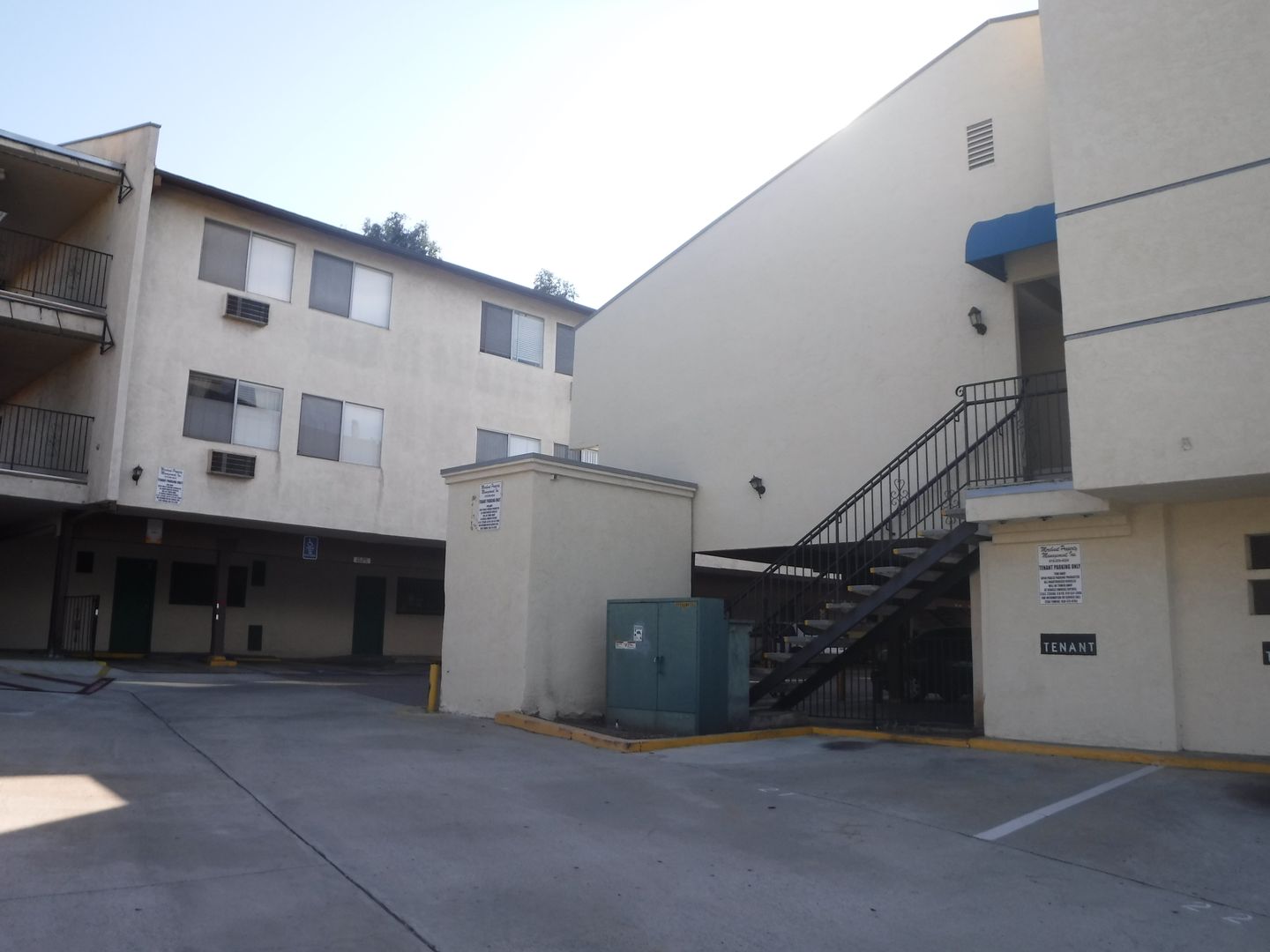 La Mesa Apartment: 7961 EL Cajon Blvd