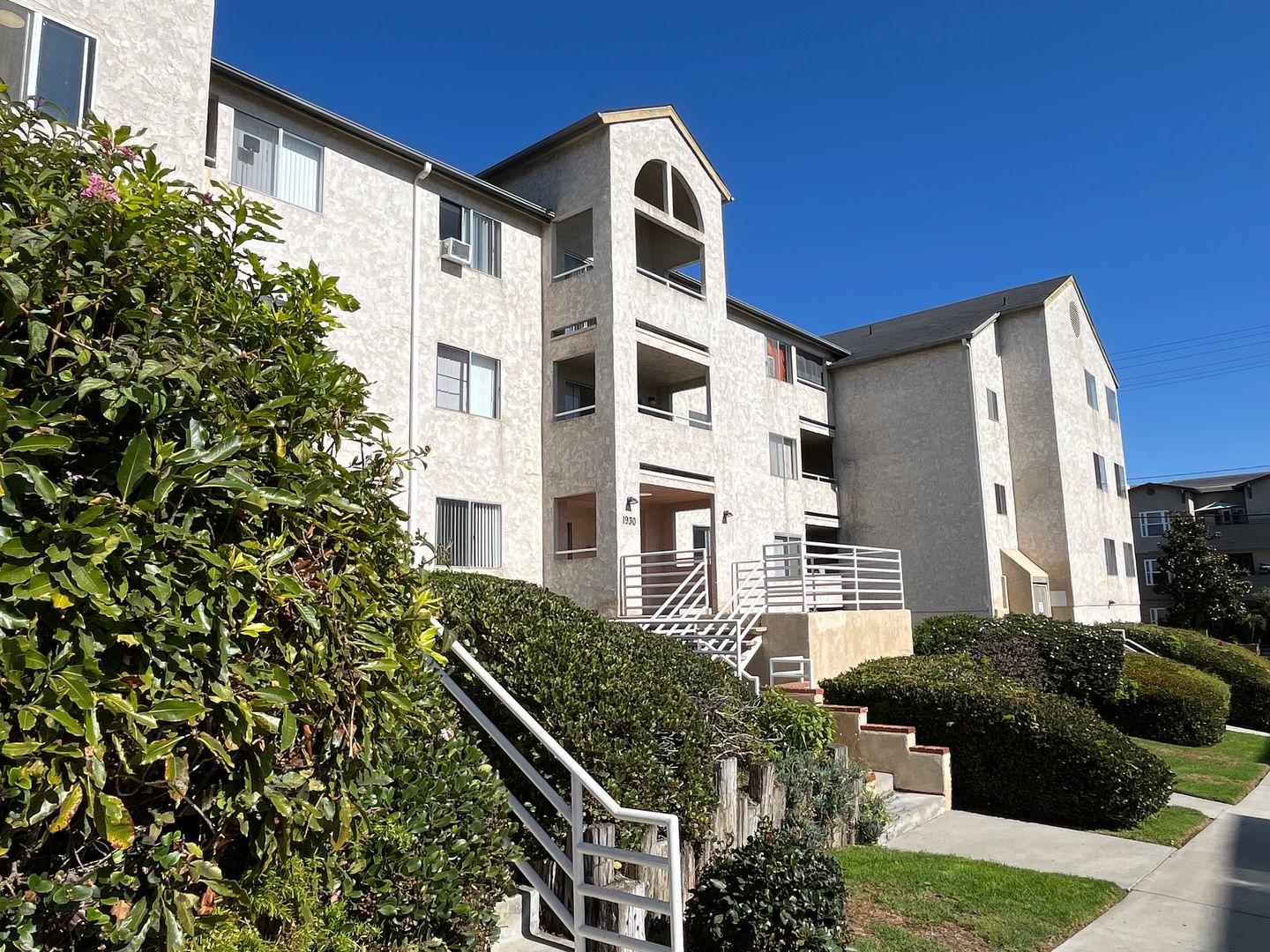 San Diego Apartment: 1930 Georgia Court