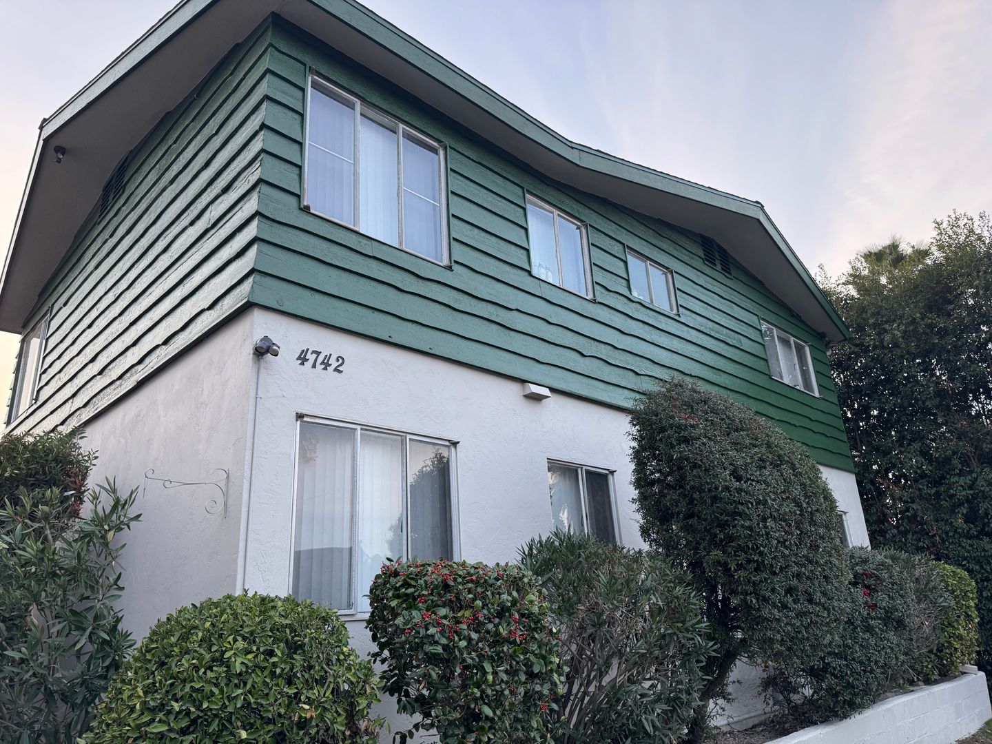 San Diego Apartment: 4742 East Mountain View Dr