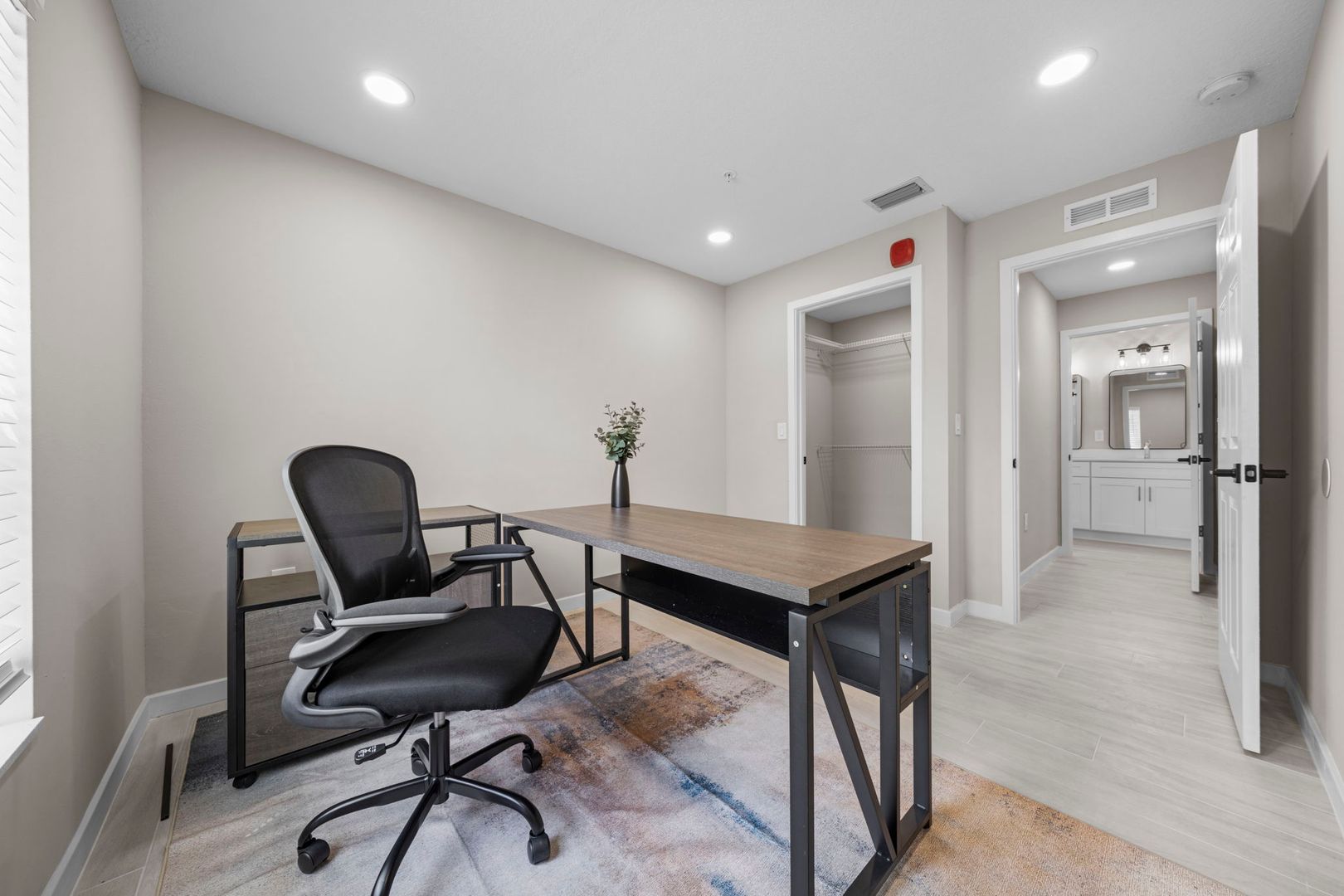 Palm Bay Apartment: 1701 Forest Knoll Dr NE