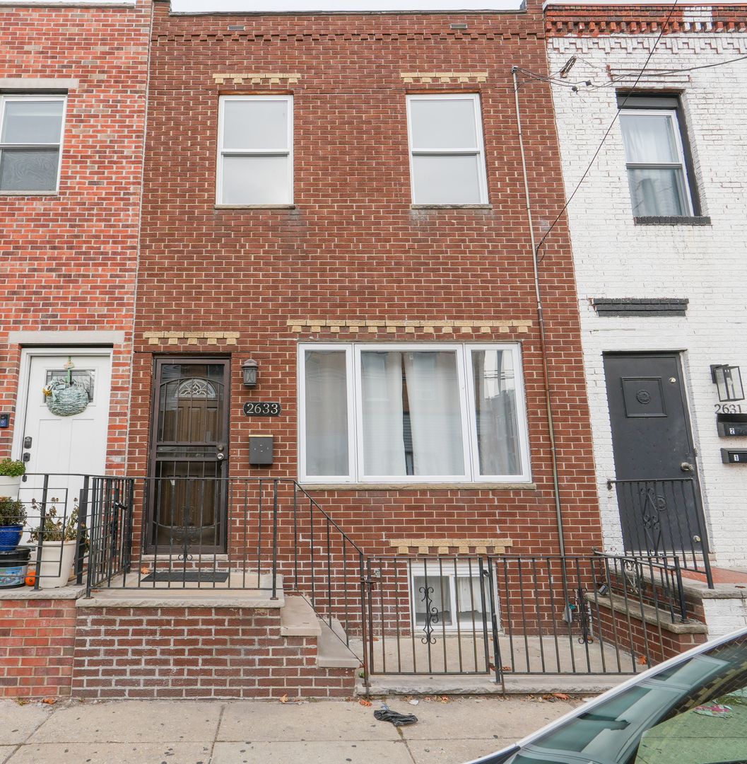 Philadelphia House: 2633 Tasker St