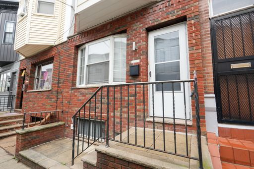 3 Bedroom Rental – 2022 S Opal St, Philadelphia, PA 19145