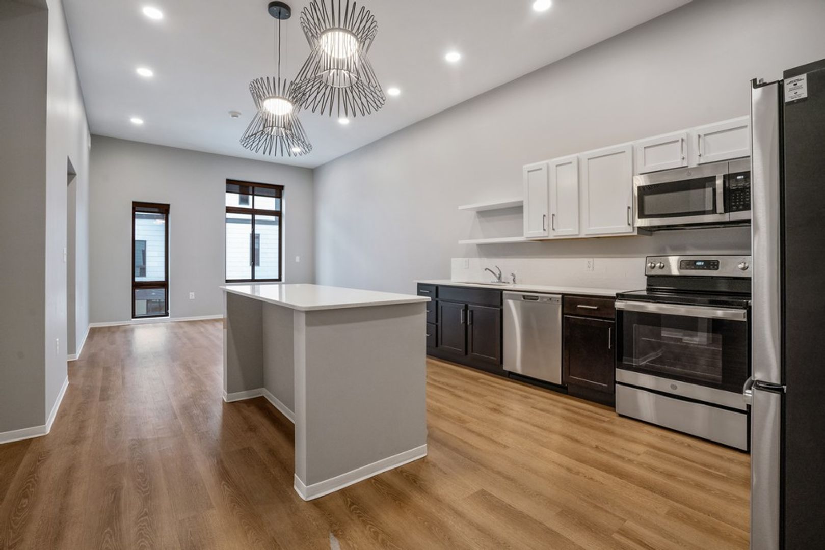 Stevens Point Apartment: 1020 Centerpoint Drive