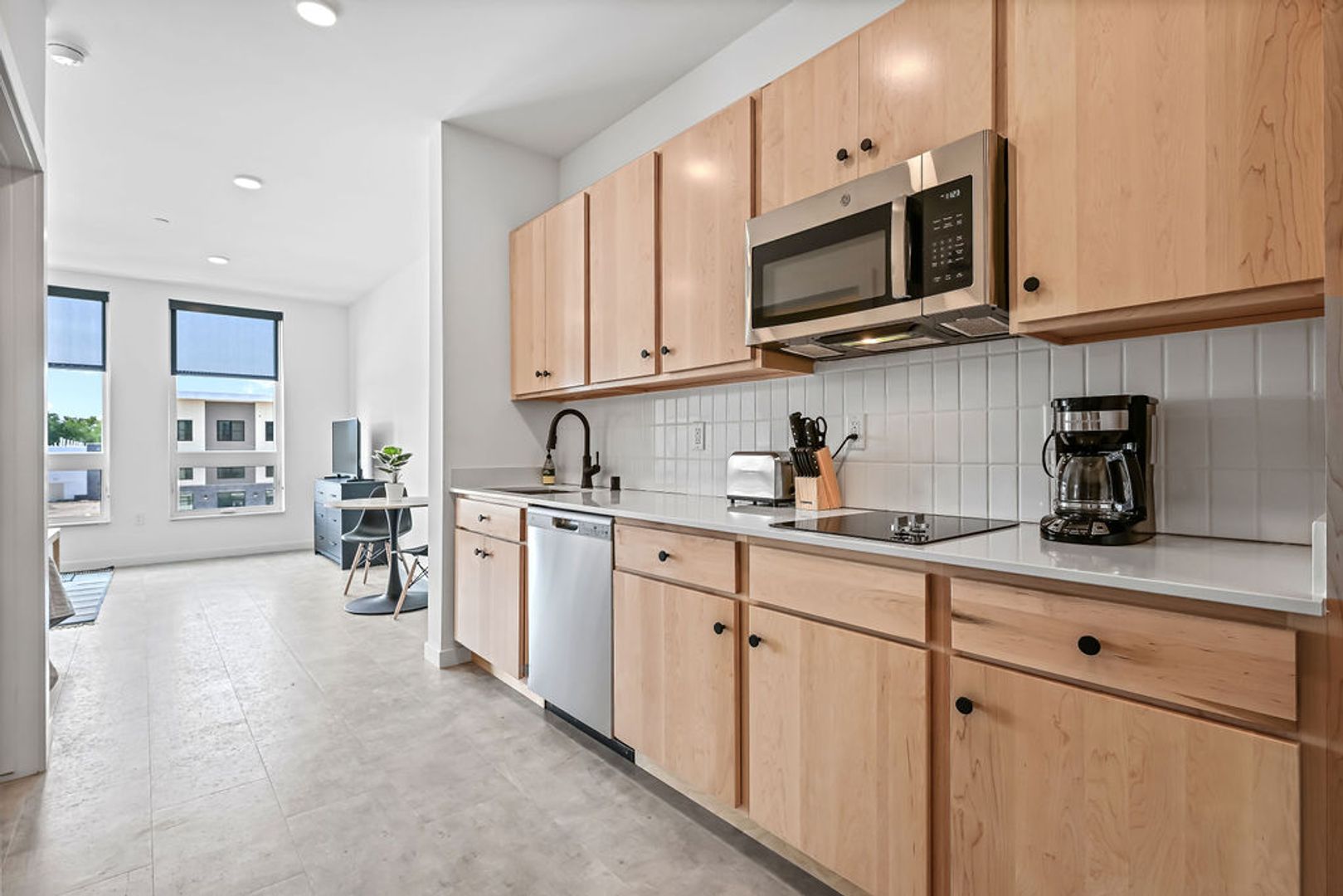 Ashwaubenon Apartment: 686 Mike McCarthy Way