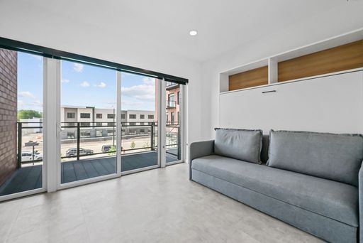 Studio / 1 Bath - S1
