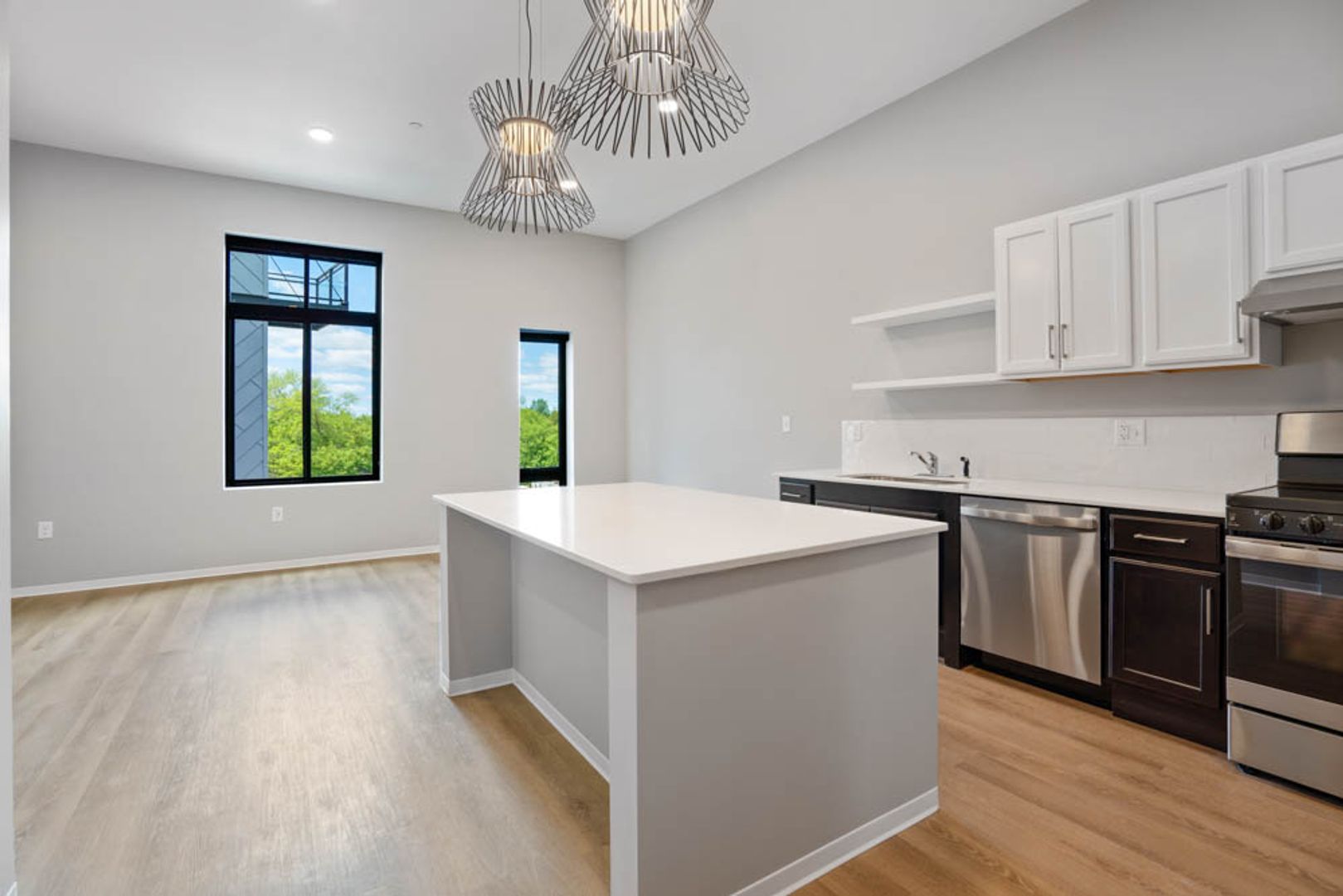 Stevens Point Apartment: 1020 Centerpoint Drive