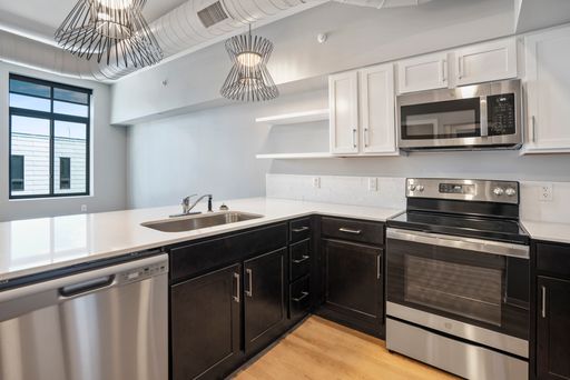 2 Bed / 2 Bath Unit - B5 – photo 1