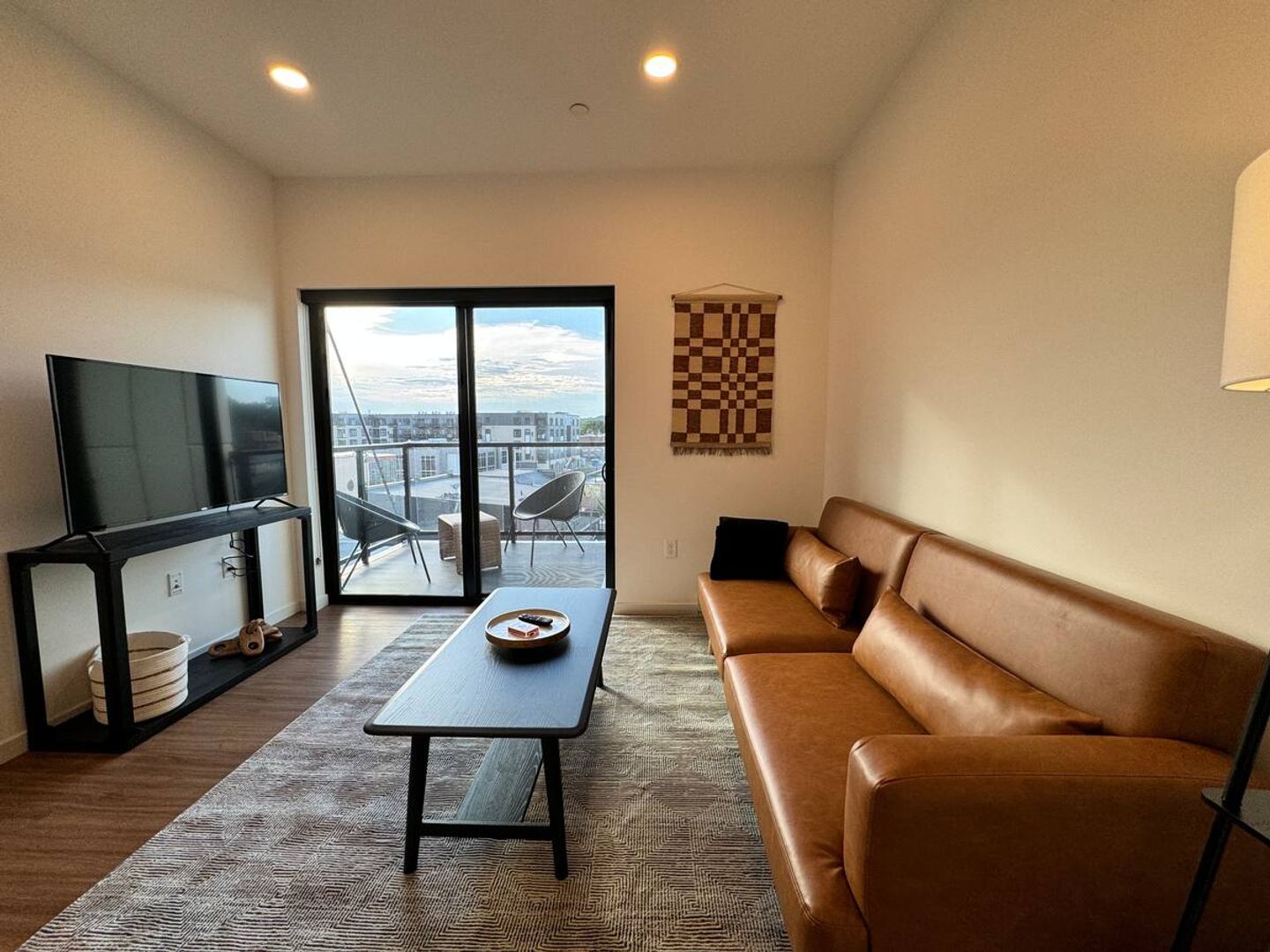 Eau Claire Apartment: 100 N Farwell Street