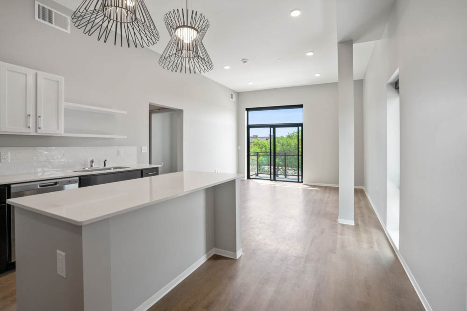 Stevens Point Apartment: 1020 Centerpoint Drive