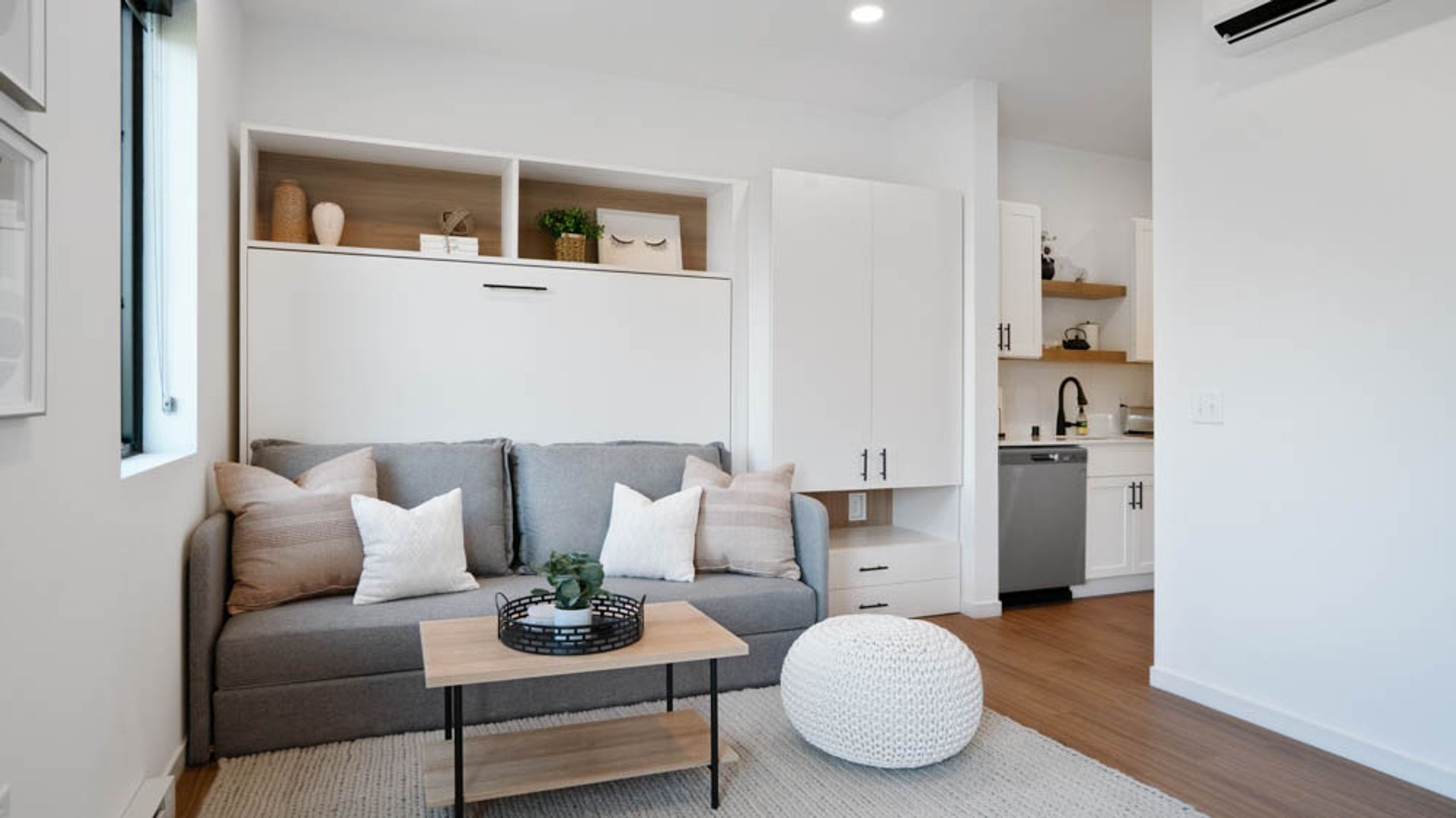 Eau Claire Apartment: 100 N Farwell Street