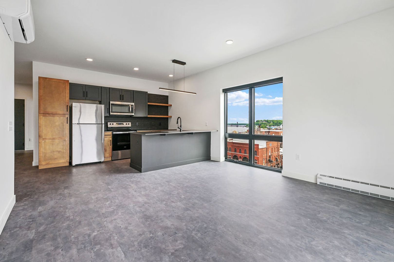 Burlington Apartment: 424 North 3rd Street