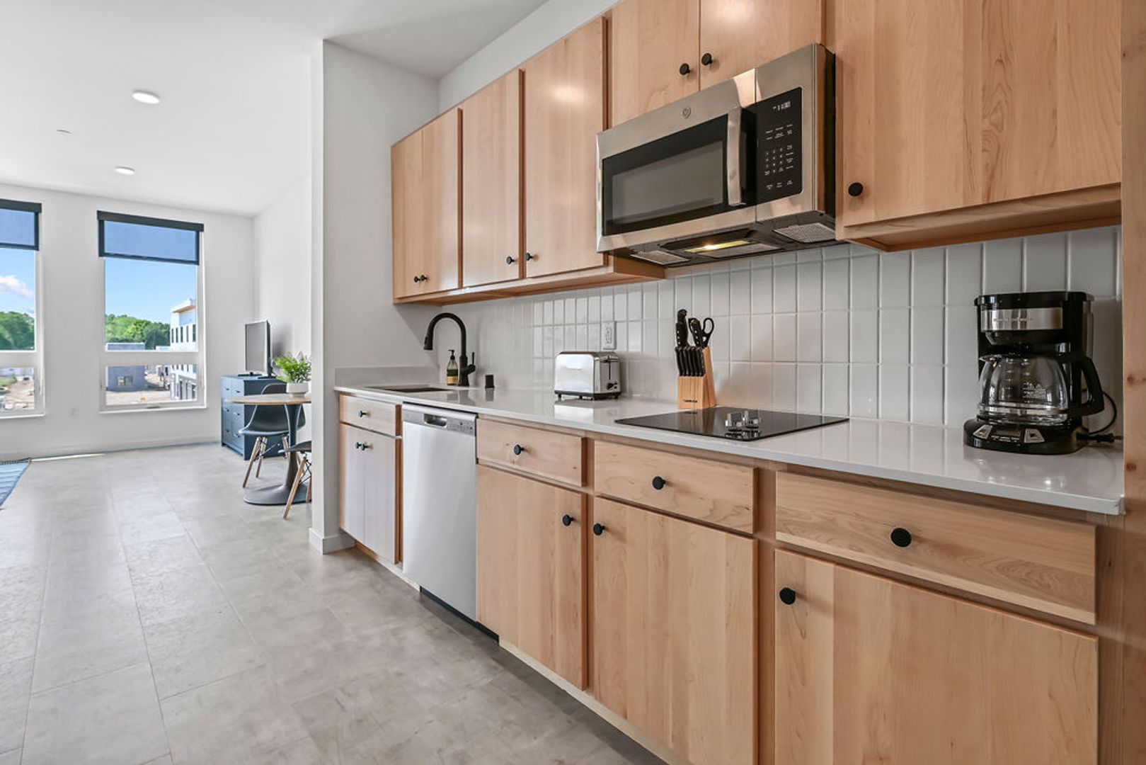 Ashwaubenon Apartment: 686 Mike McCarthy Way
