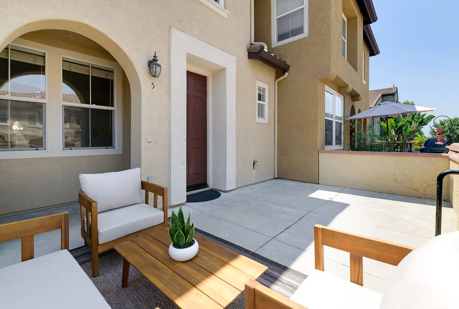 San Diego Townhome: 7895 Via Montebello 5