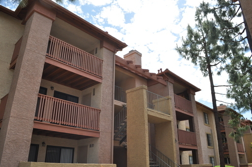 San Diego Condo: 12063 Alta Carmel Ct. #164