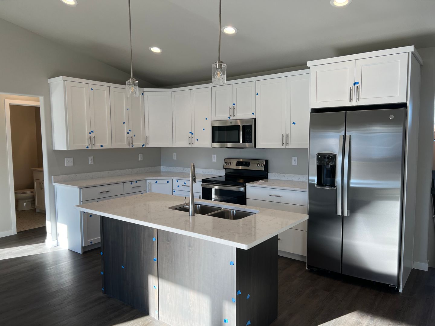 Moorhead Townhome: 1701-1919 Johnson Dr S