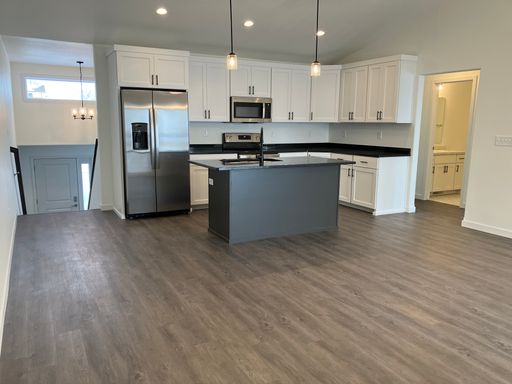 3 Bed 3 Bath Twin Home