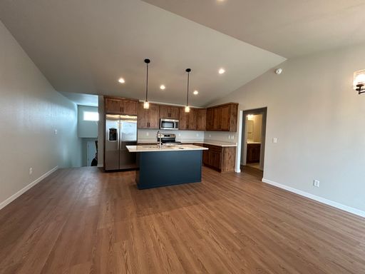 4 Bedroom 3 Bathroom Twin Homes – photo 1
