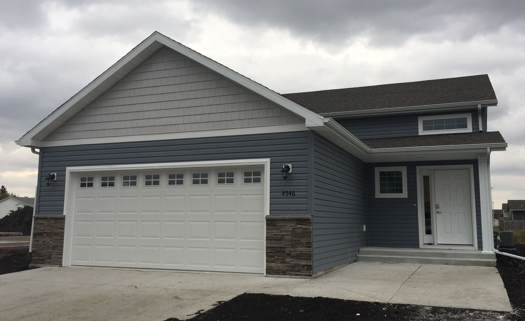 Moorhead House: 4546 13th St S