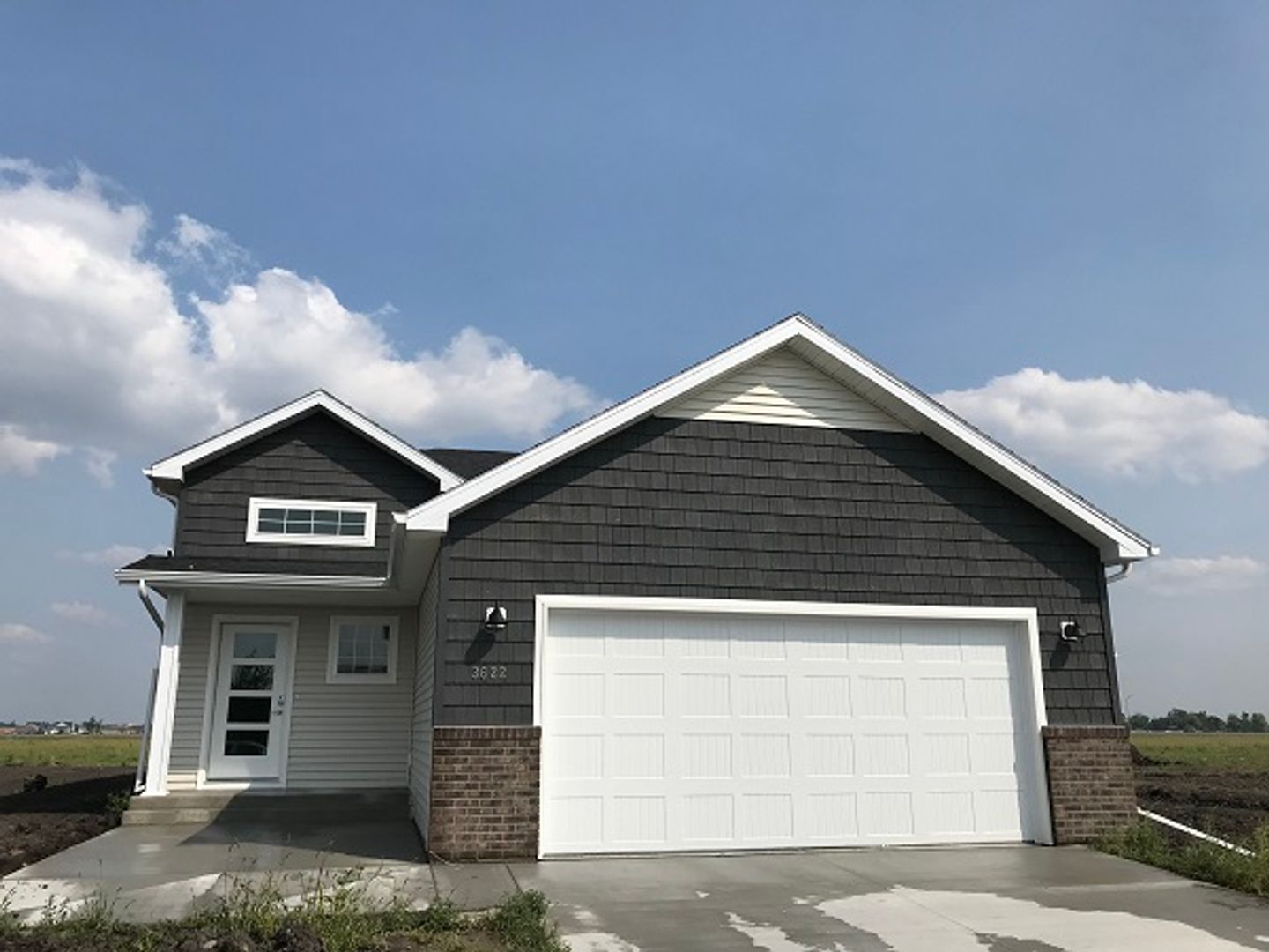 Moorhead House: 3622 17th St S