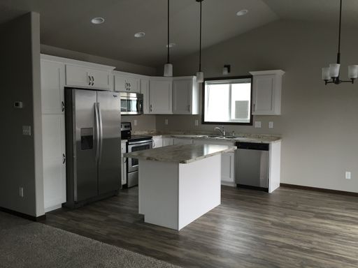 3 Bed 2 Bath Twin Home – photo 1