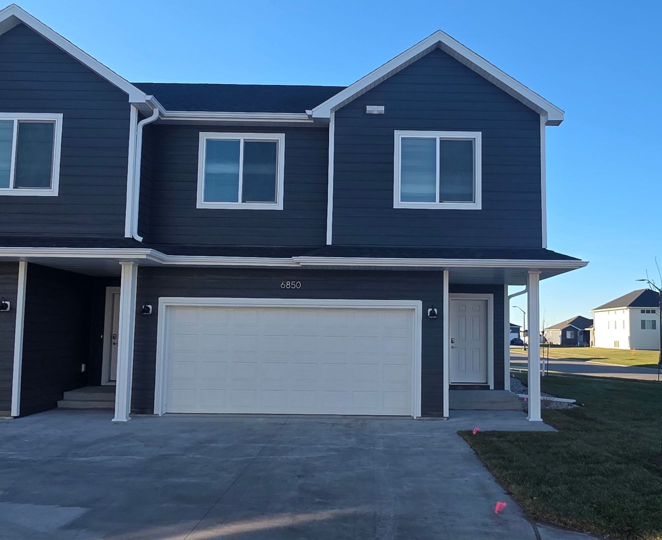 Fargo Townhome: 6850 27th St S