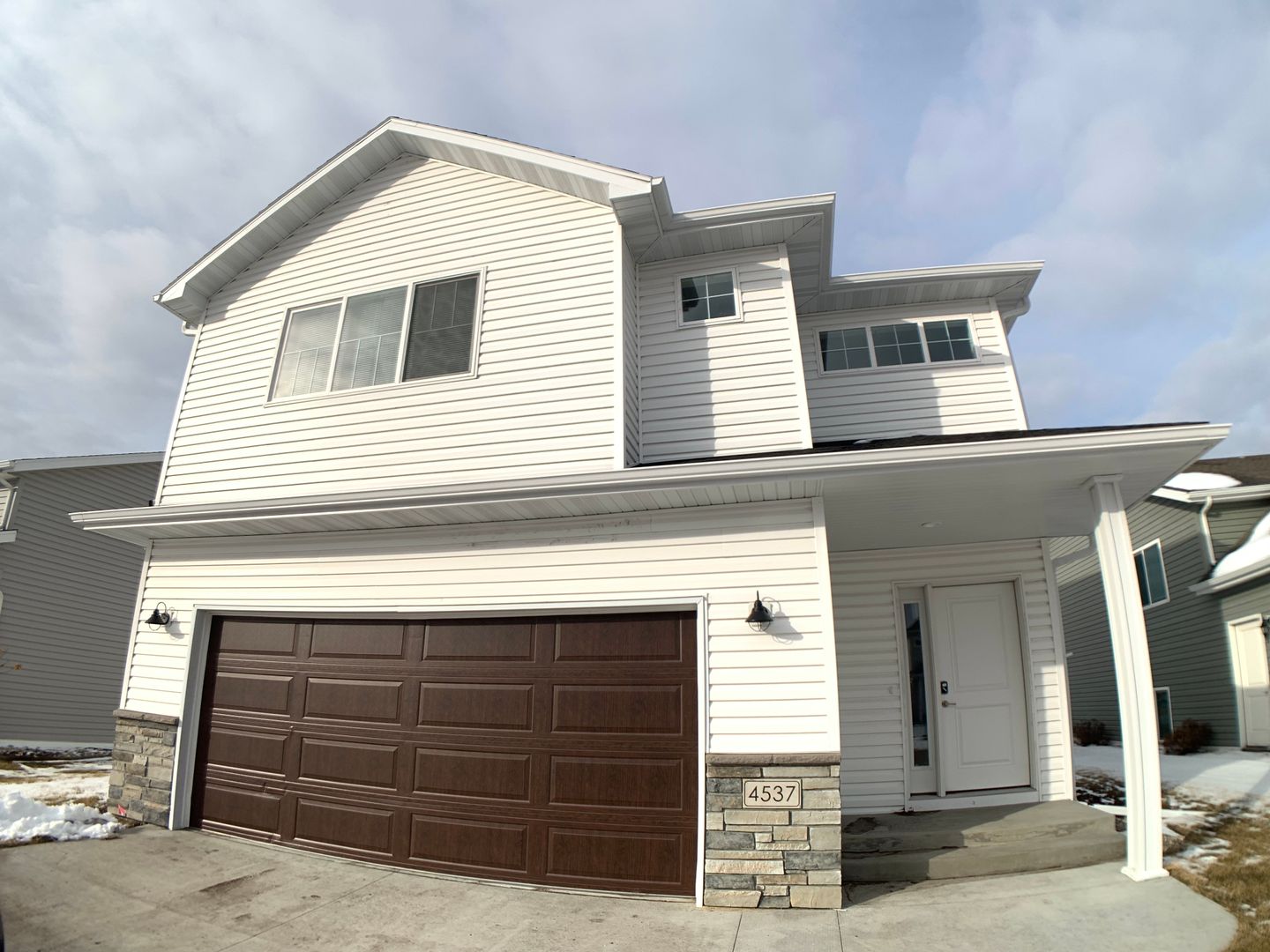 Moorhead House: 4537 13th St S